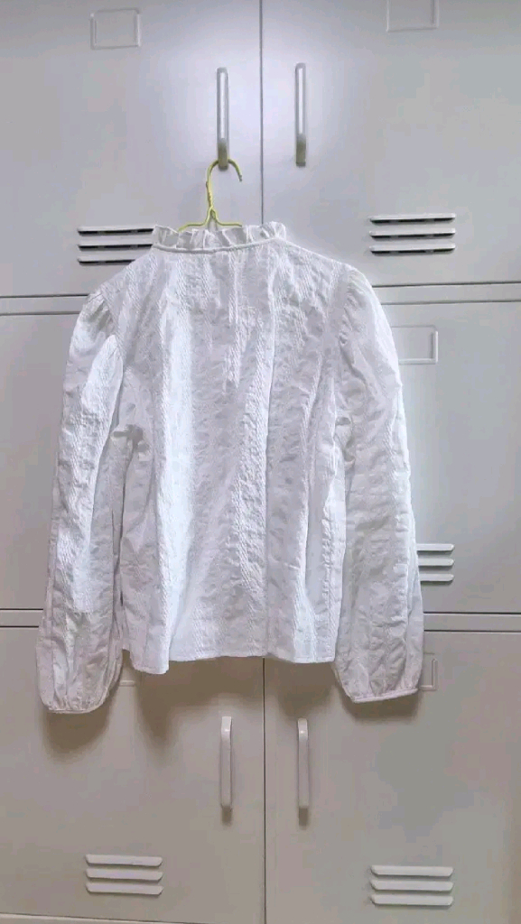 프릴 핀턱 블라우스 - 아이보리--8