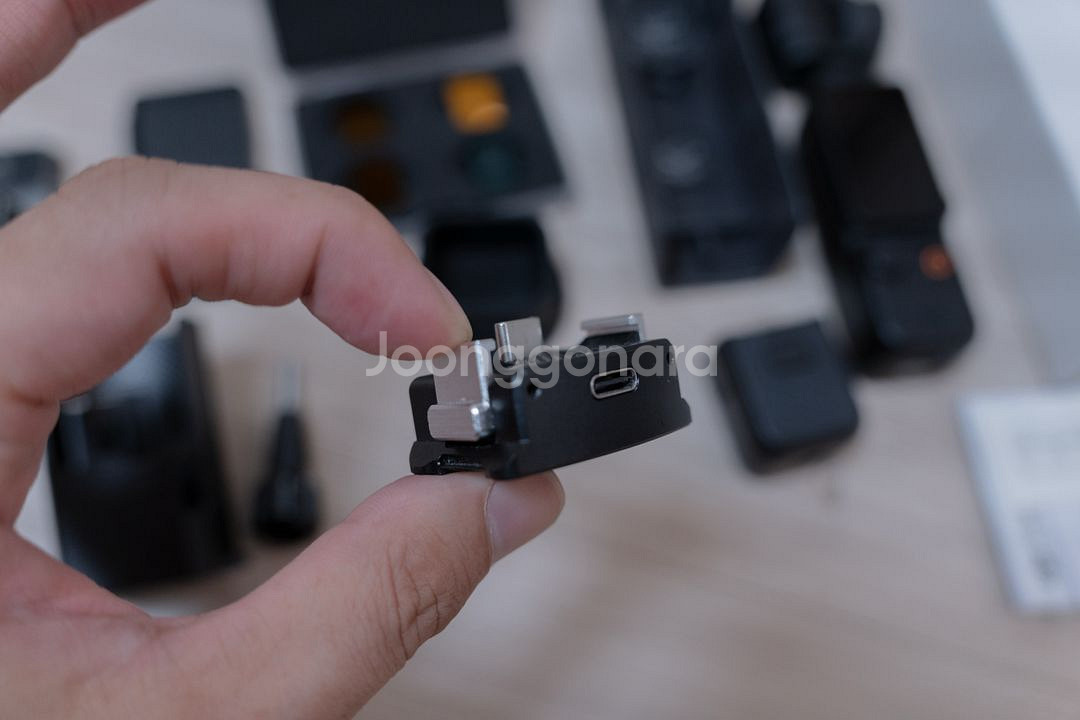 DJI 오즈모 포켓 3 풀박스 + 마운트/nd필터등 악--5