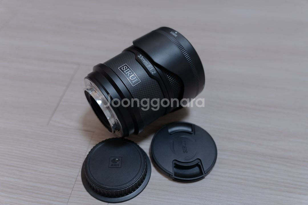 시루이 33mm F1.2 (소니E마운트)--0