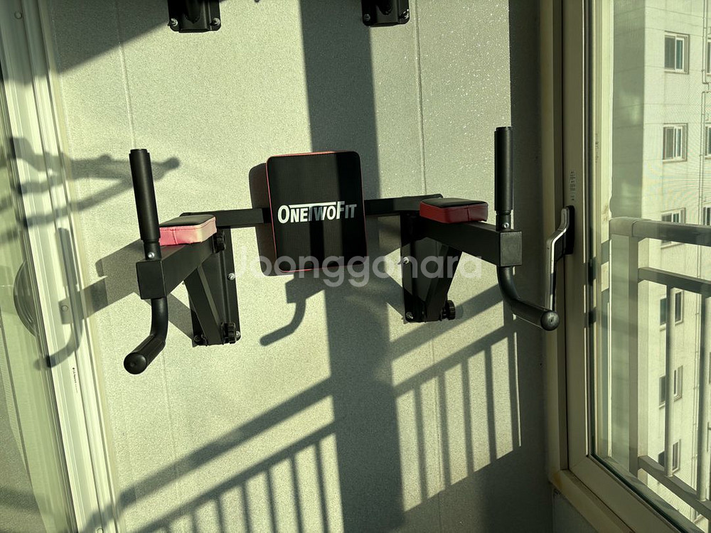 벽부착 턱걸이 치닝디핑--2