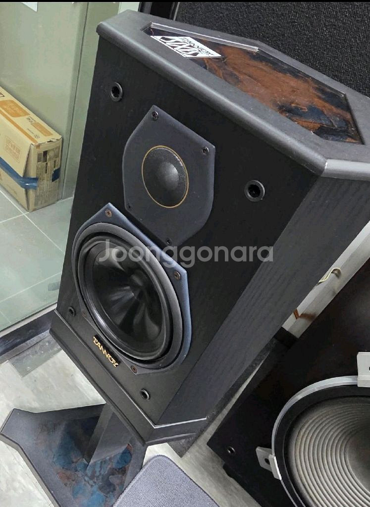 TANNOY SIXES 605 스피커 스텐드 포함--5