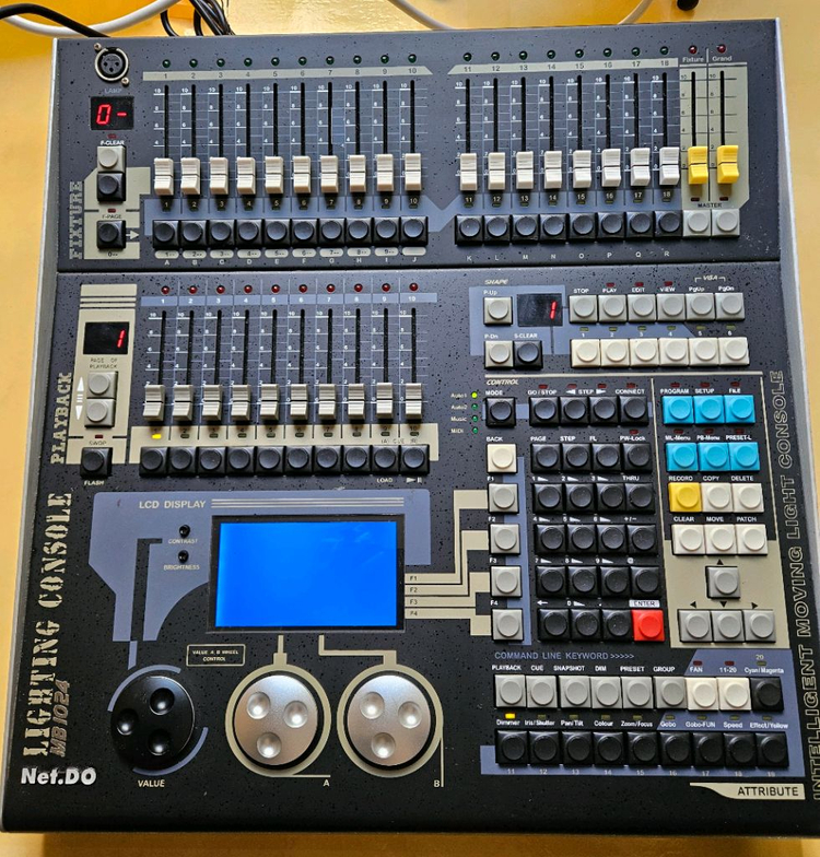 Net.DO 무빙라이트 콘솔 조명 컨트롤러 MB1024--3