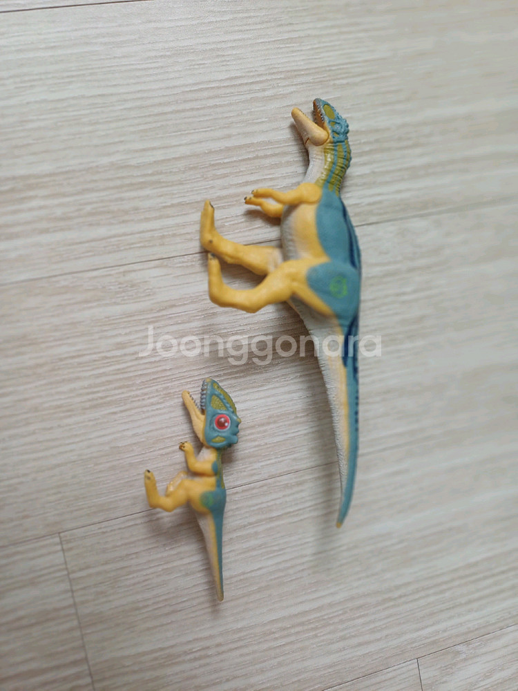 공룡메카드 더블피규어 카르카로 팝니다--0