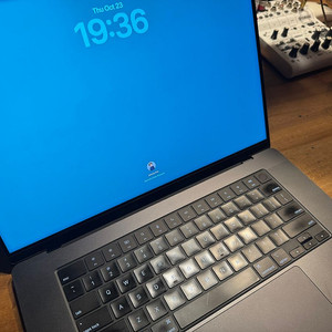 맥북프로 16인치 m3 max 16C/48G/1TB