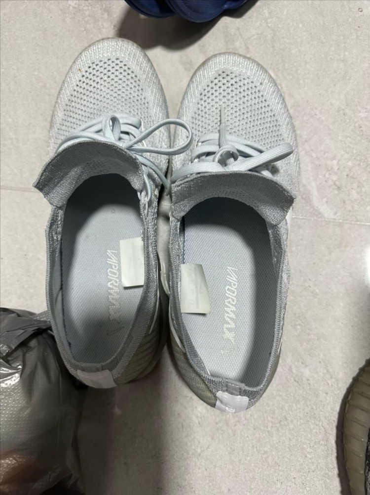 나이키 베이퍼맥스 1.0 퓨어 플래티넘 265사이즈 이미지