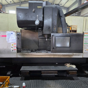 두산기계 2015년식 VM84 6K 저렴하게 판매