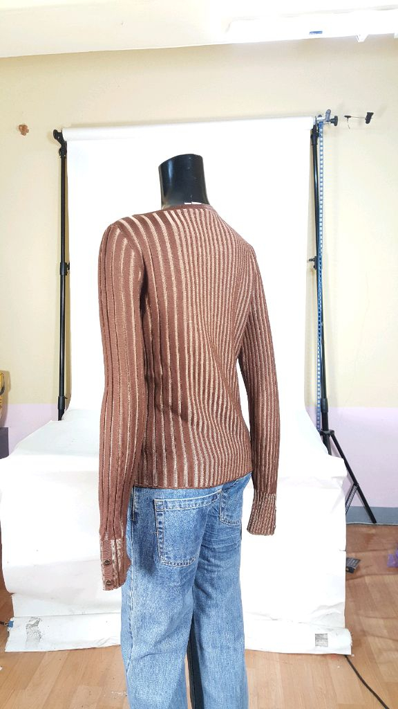 페라가모 마호가니색 쫄쫄이 울 여성 니트--3