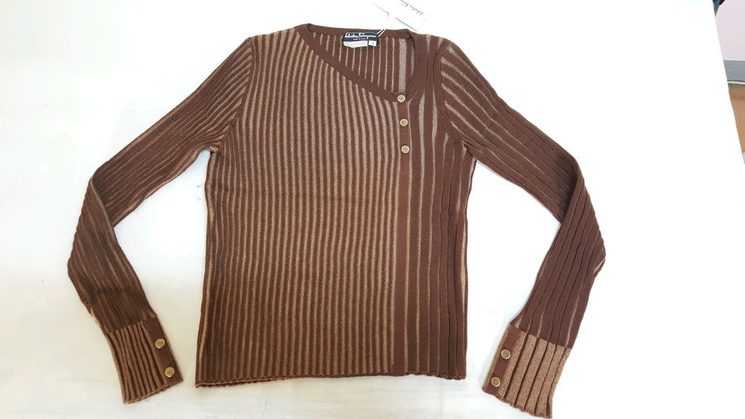페라가모 마호가니색 쫄쫄이 울 여성 니트--7