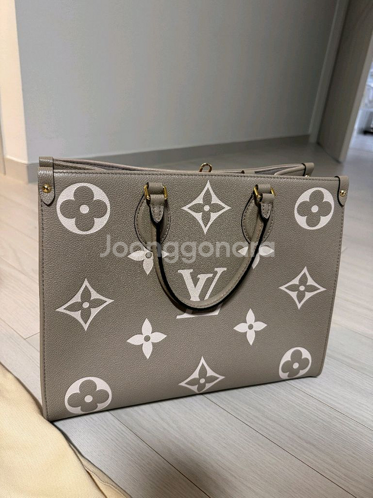 루이비통 온더고 MM 크렘 M45494 (새상품급)--5