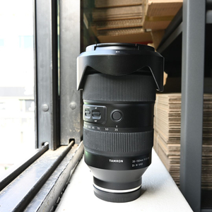 탐론 35-150mm F2-2.8 소니 E마운트 박스o
