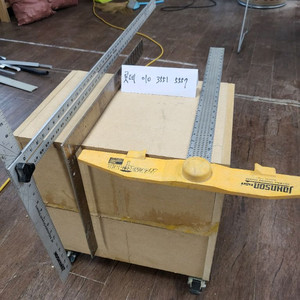 2개의T자와 직각자