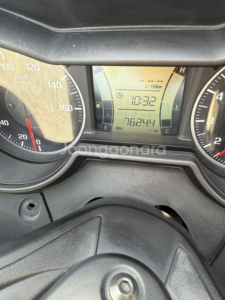 xmax300 22년식 저렴하게 판매합니다--7