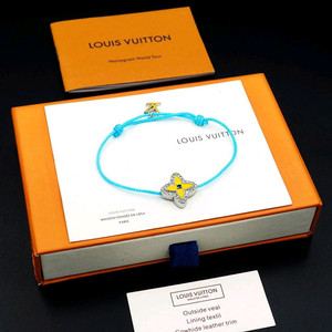 남여공용 인기 팔찌 LV