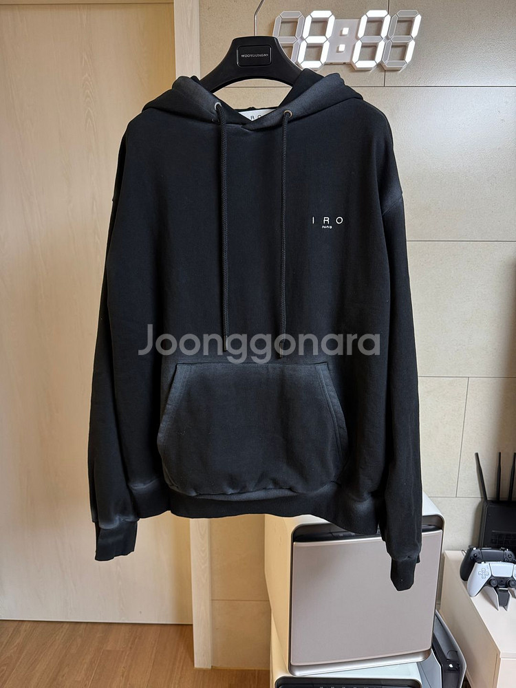 IRO MAN 이로맨 24fw 엣지 미네랄 워싱 후드--0