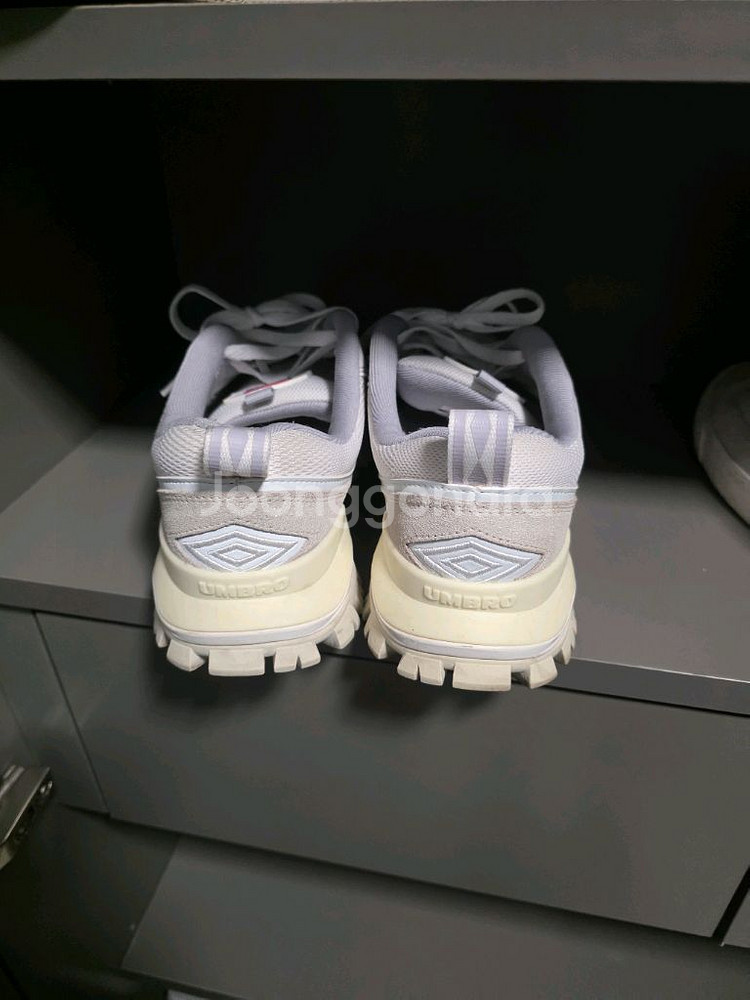 엄브로 범피 운동화 260--3