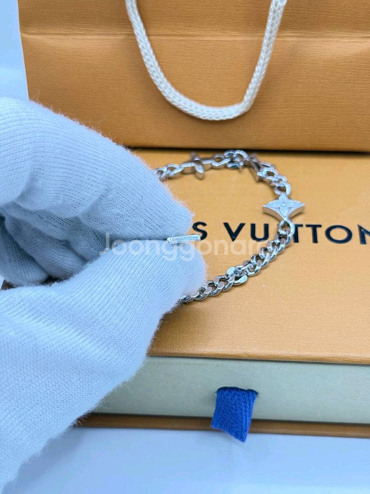 스파이크 (LV Spike) 팔찌--5