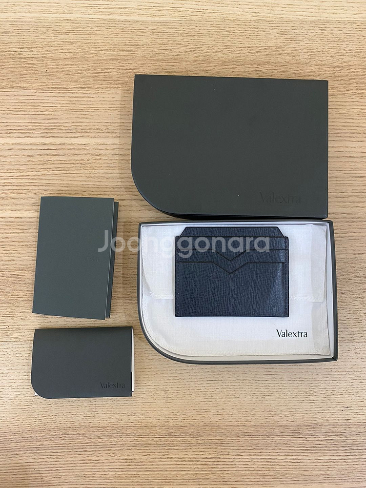 발렉스트라 남녀공용 4CC 카드 케이스 카드지갑 판매--0