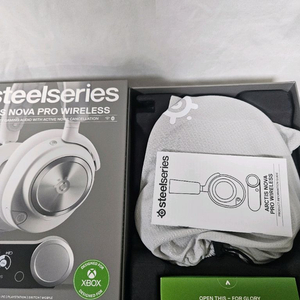 스틸시리즈 ARCTIS NOVA PRO X 화이트