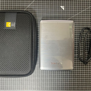 삼성 / 외장하드 2TB / 택배비포험 65,000원