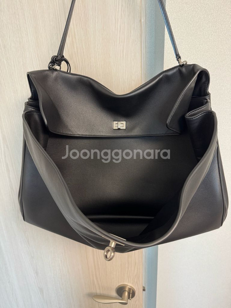 발렌시아가 로데오백 엑스라지 XL--1