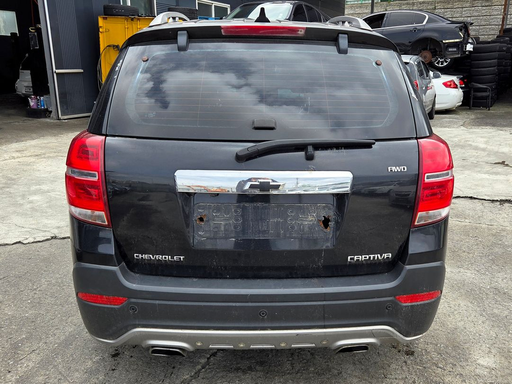 쉐보레 캡티바 폐차로 부품 판매 합니다--1