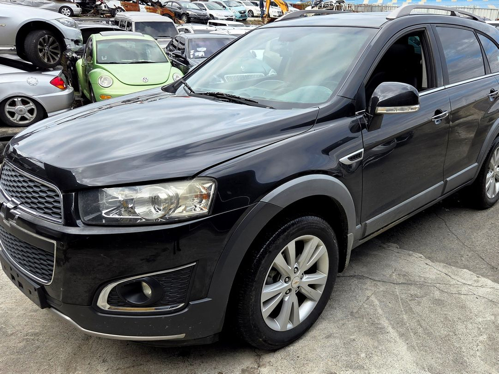 쉐보레 캡티바 폐차로 부품 판매 합니다--2