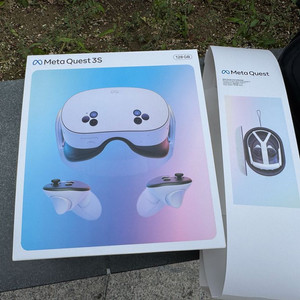 메타 퀘스트 3S VR 헤드셋
