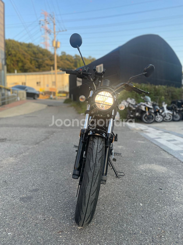 부캐너125 22년식 7500키로 저렴하게 판매합니다--7