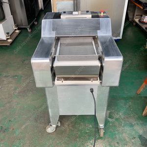 대흥소프트밀 도우몰더기 DHK-300 제과제빵기계 이미지