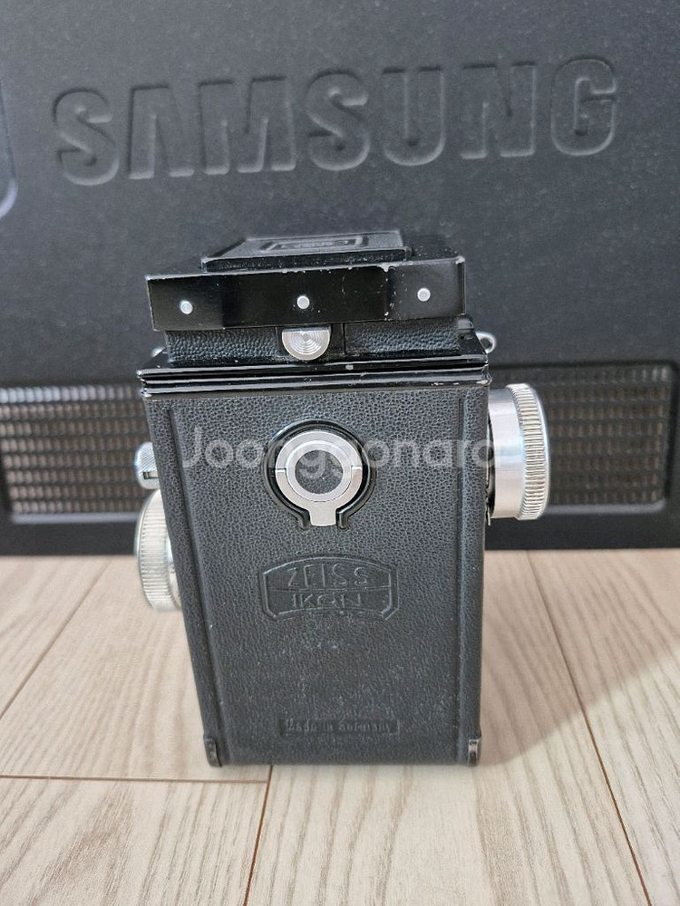 ZEISS IKOFLEX FAVORIT--6