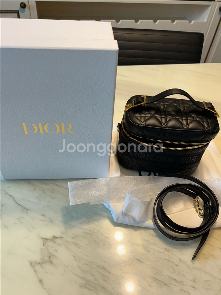 디올 베니티 스몰(검정색)--0