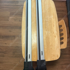 툴레 윙바엣지 루프박스 9595 실버 팝니다