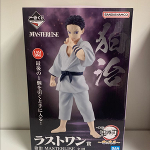 귀멸의 칼날 귀칼 하쿠지 피규어 번개의 형제 이치방쿠지