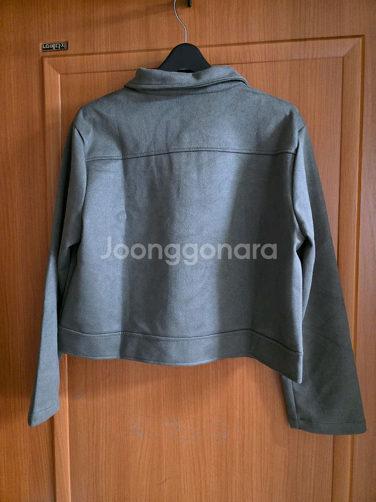 스웨이드 느낌의 쟈켓--4