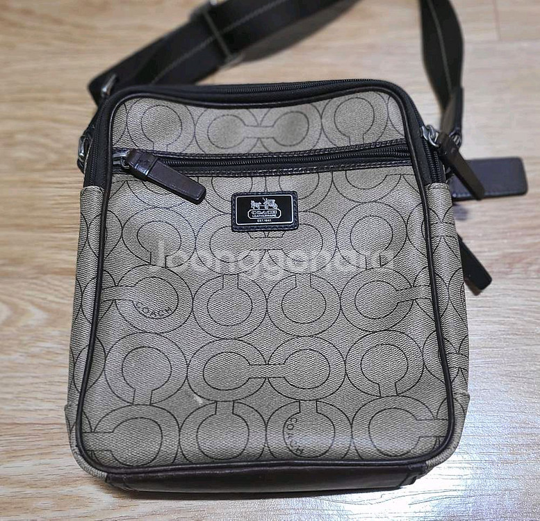 코치 여행용 크로스백--0