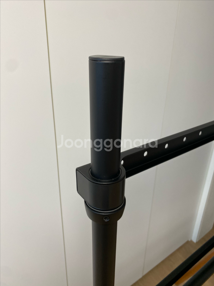 [EdgeM Arte] 이젤형 TV 스탠드 판매합니다.--5