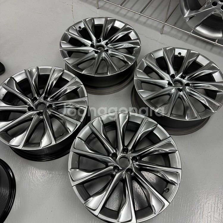 도요타 크라운 21인치 4짝 한대분 새상품급 팝니다--0