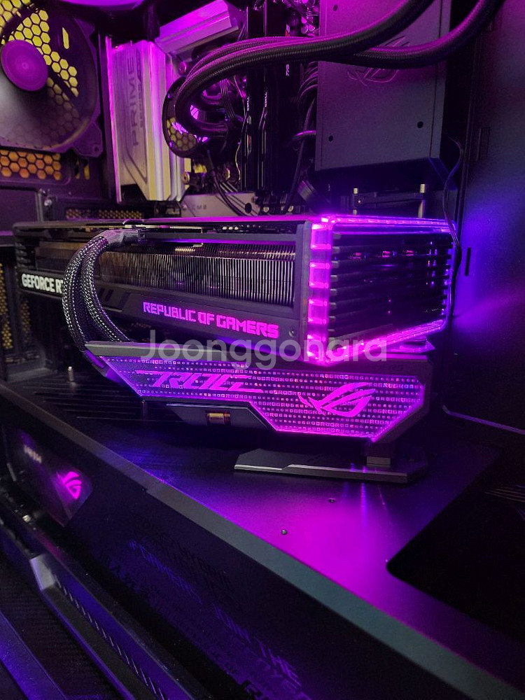 ASUS ROG Herculx 그래픽카드 지지대--0