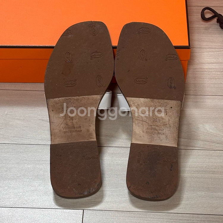 에르메스 오란 샌들 화이트 36.5--5