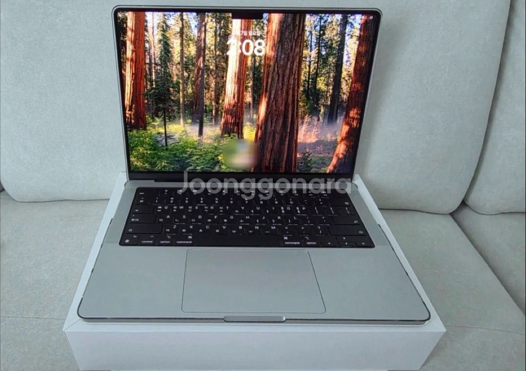MacBook Pro 14 M4 Max--3
