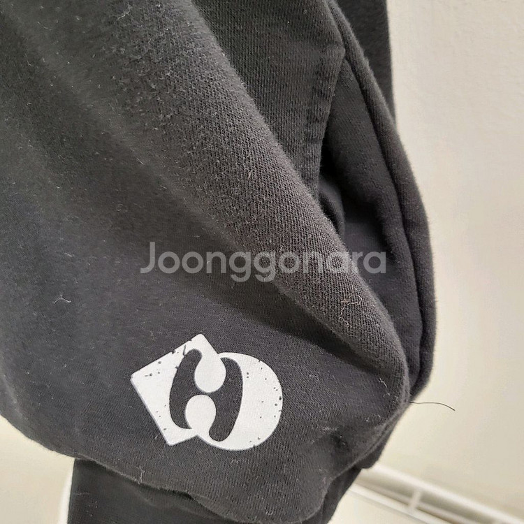 럭키슈에뜨 오버핏 맨투맨--4