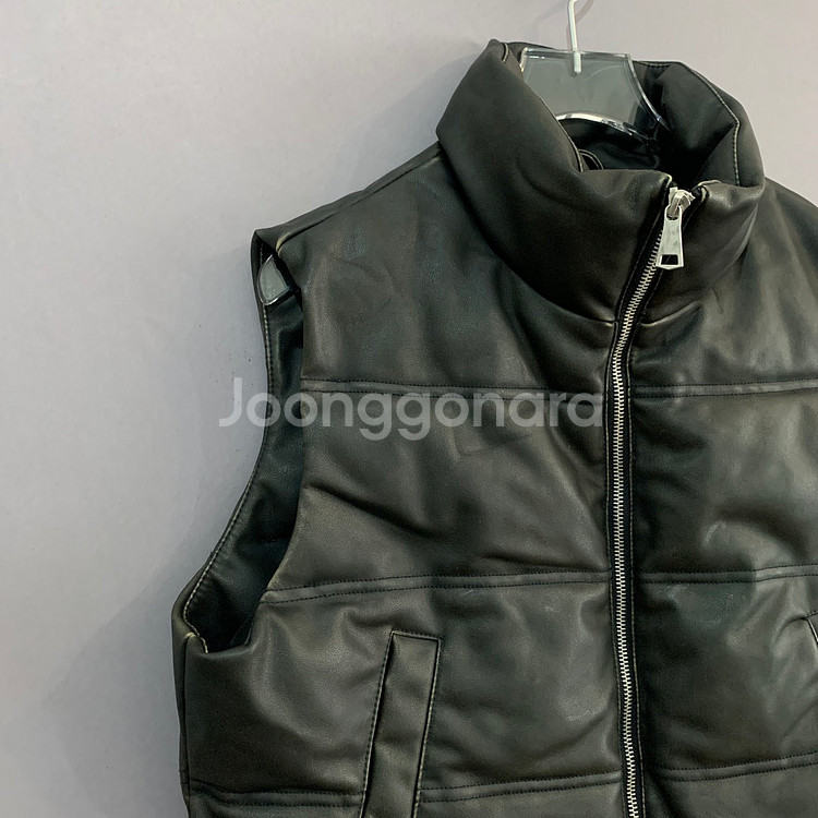 S 자라 페이크 레더 크롭 패딩 베스트 조끼--3