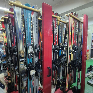 살로몬 로시놀 엘란 헤드 노르디카 스키 등등