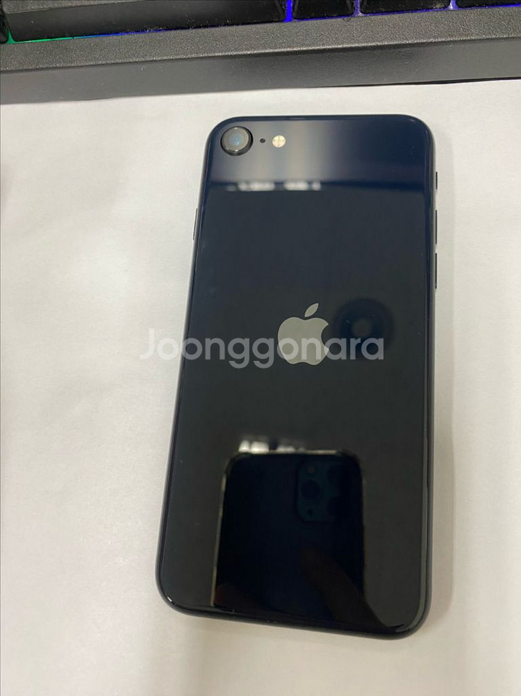 아이폰SE3 미드나잇 SS급 128GB 무잔상--0