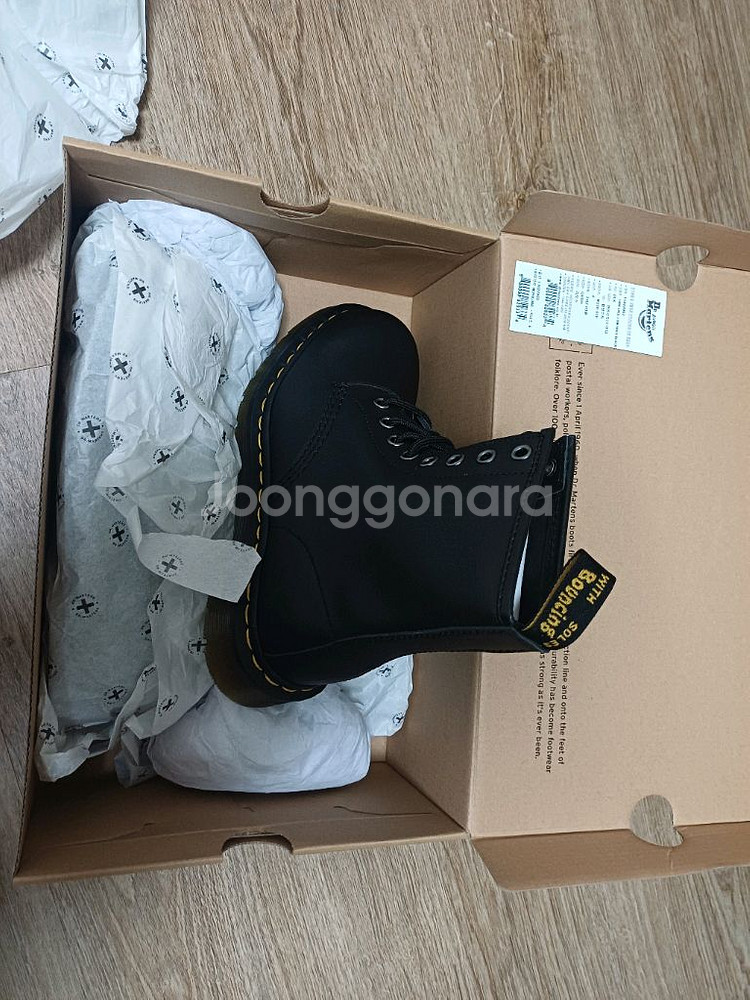 닥터마틴 1460 나파 레더 레이스업 부츠 블랙 230--0