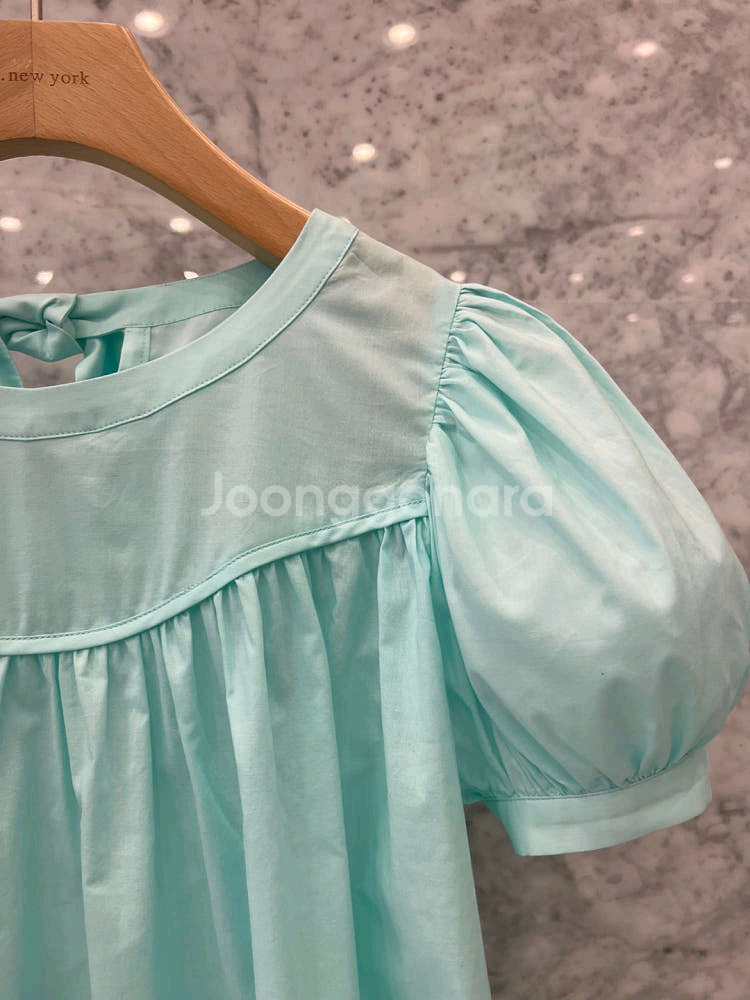 js뉴욕 민트 뒷리본 셔링 퍼프 블라우스 반팔 여름--3