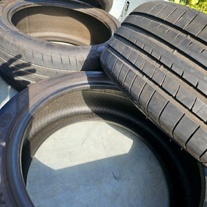 굿이어 이글f1 225 45 18 255 40 18