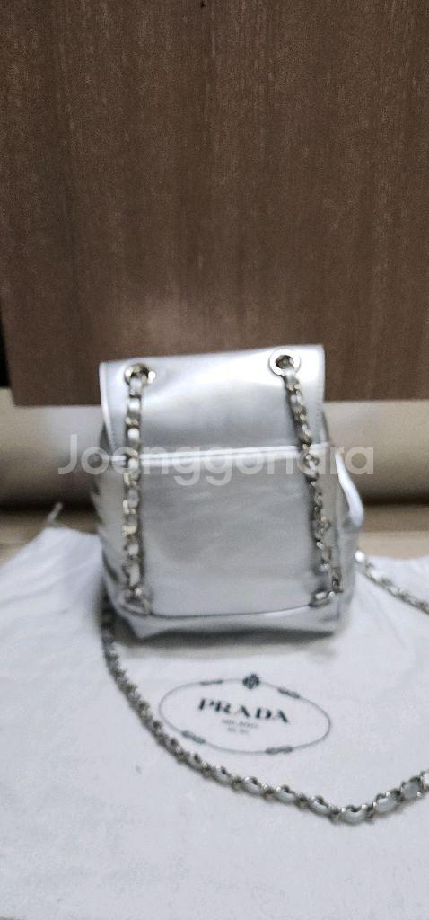 아노에틱 실버 체인백팩 스몰 펜디 반지갑--8