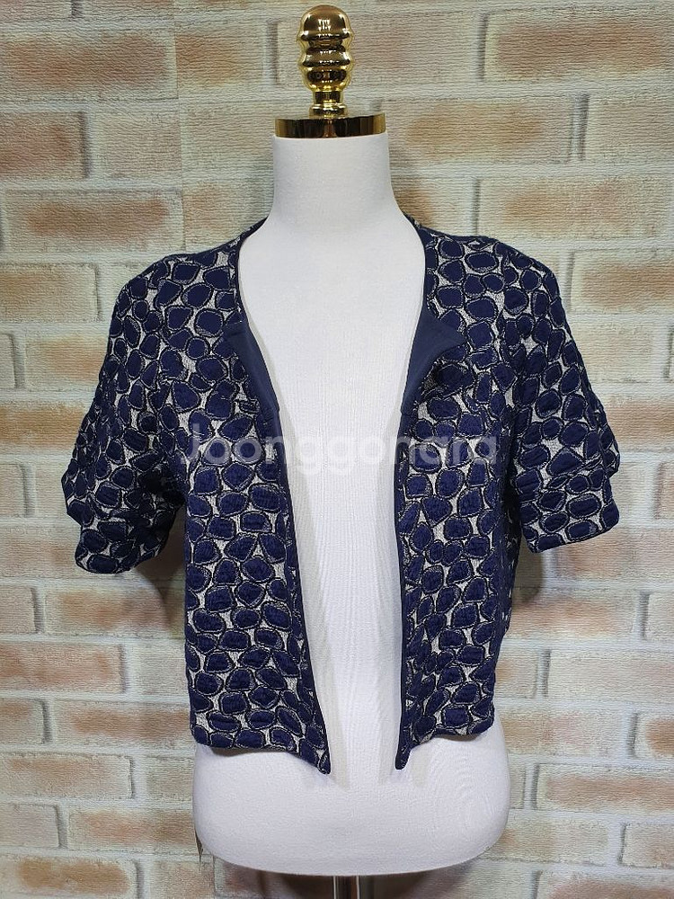 택부착 다이앤본퍼스텐버그 정품 울 숏 양면 자켓55반--3