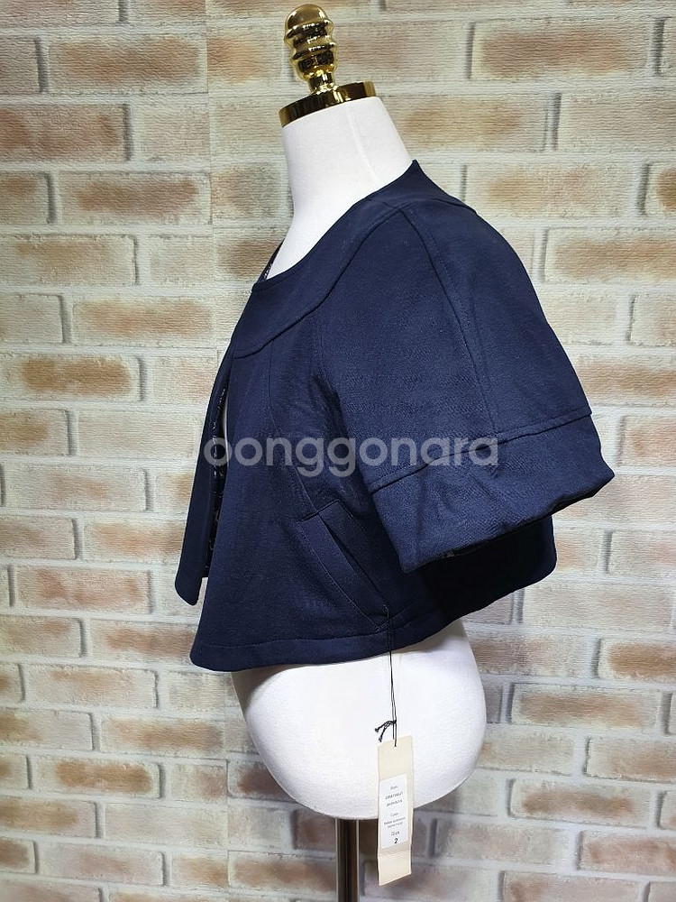 택부착 다이앤본퍼스텐버그 정품 울 숏 양면 자켓55반--8